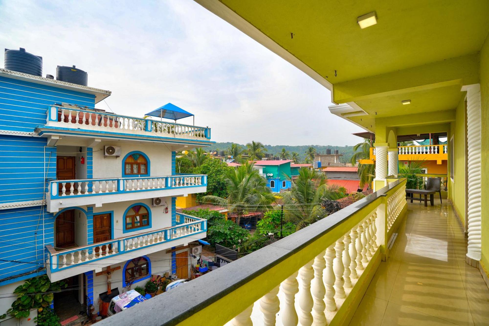 Hotel Salty Waves Baga Buitenkant foto